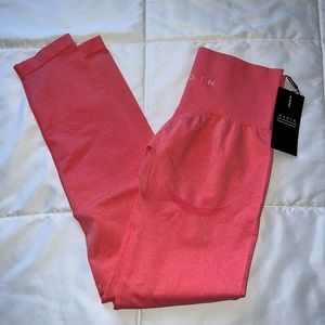 NVGTN leggings. Size small (CORAL COLOR)